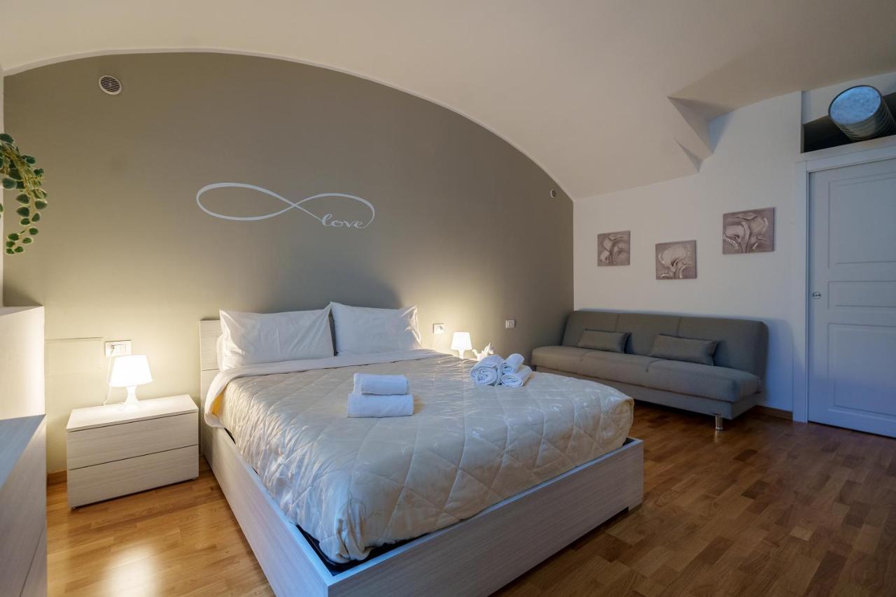 Centro Storico Duomo A 5 Minuti Love Suite Wifi Netflix Milaan Buitenkant foto